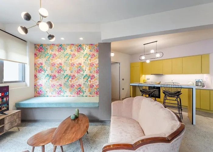 Acropolis Pop Art Apartment