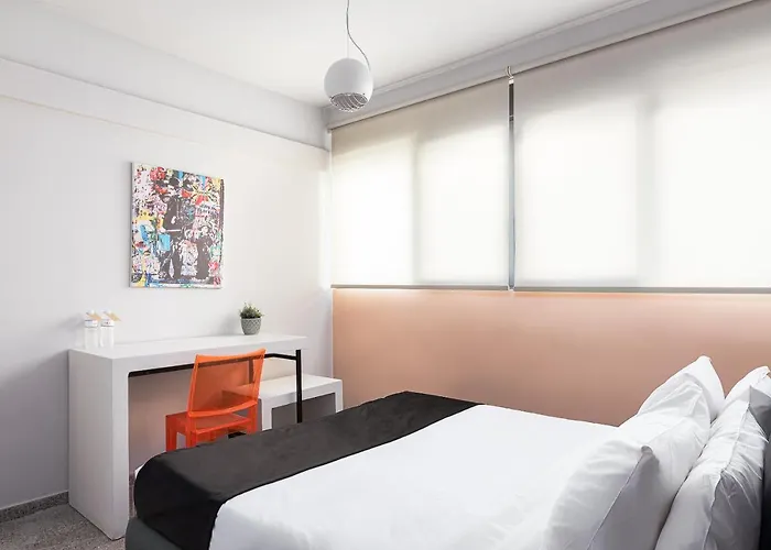 Acropolis Pop Art Apartment
